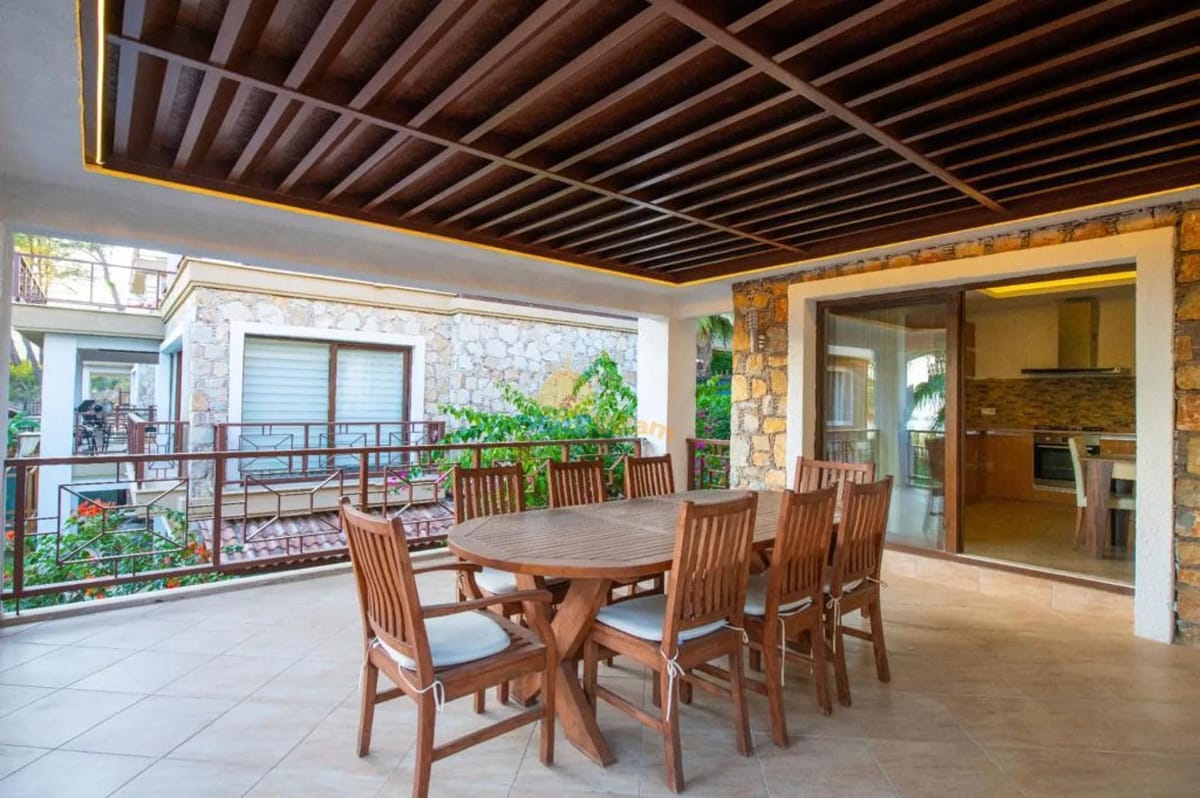 Villa Dally