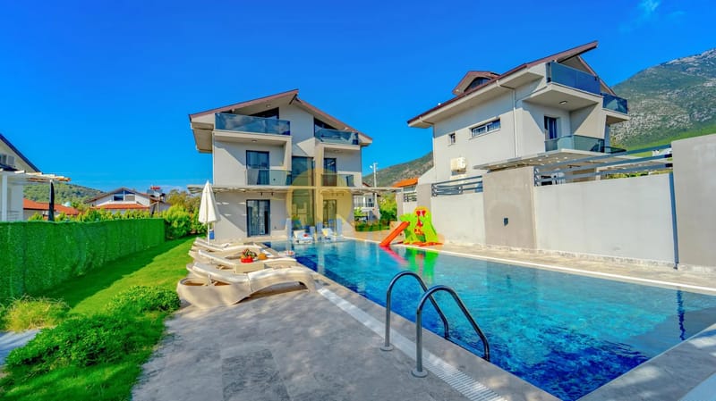 Villa Aqua