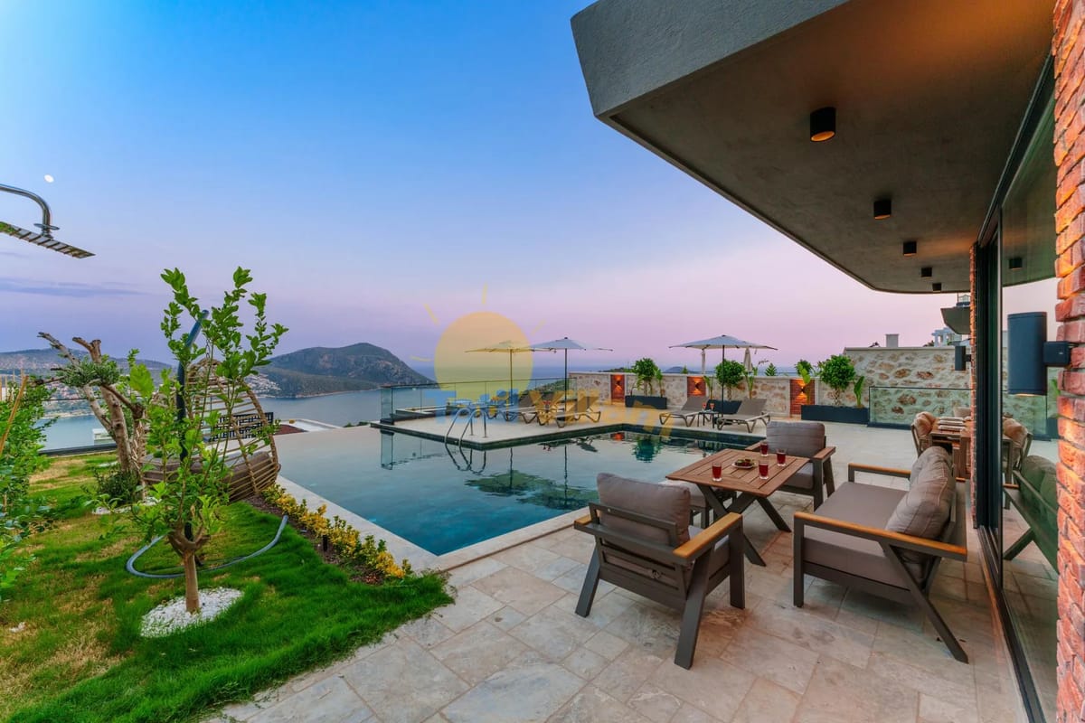 Villa Azura