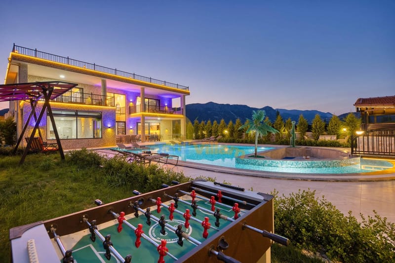 Villa Everest property photo