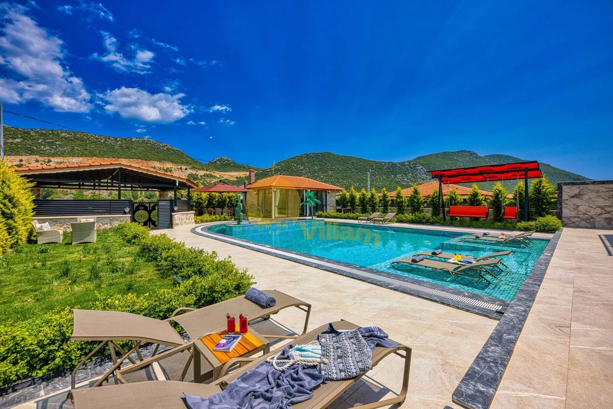 Villa Everest property photo