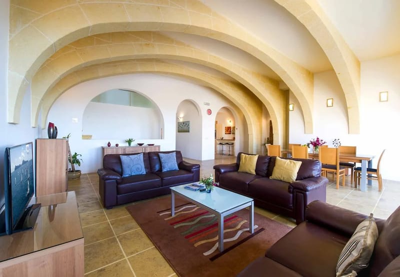 Salón de una villa vacacional en Gozo