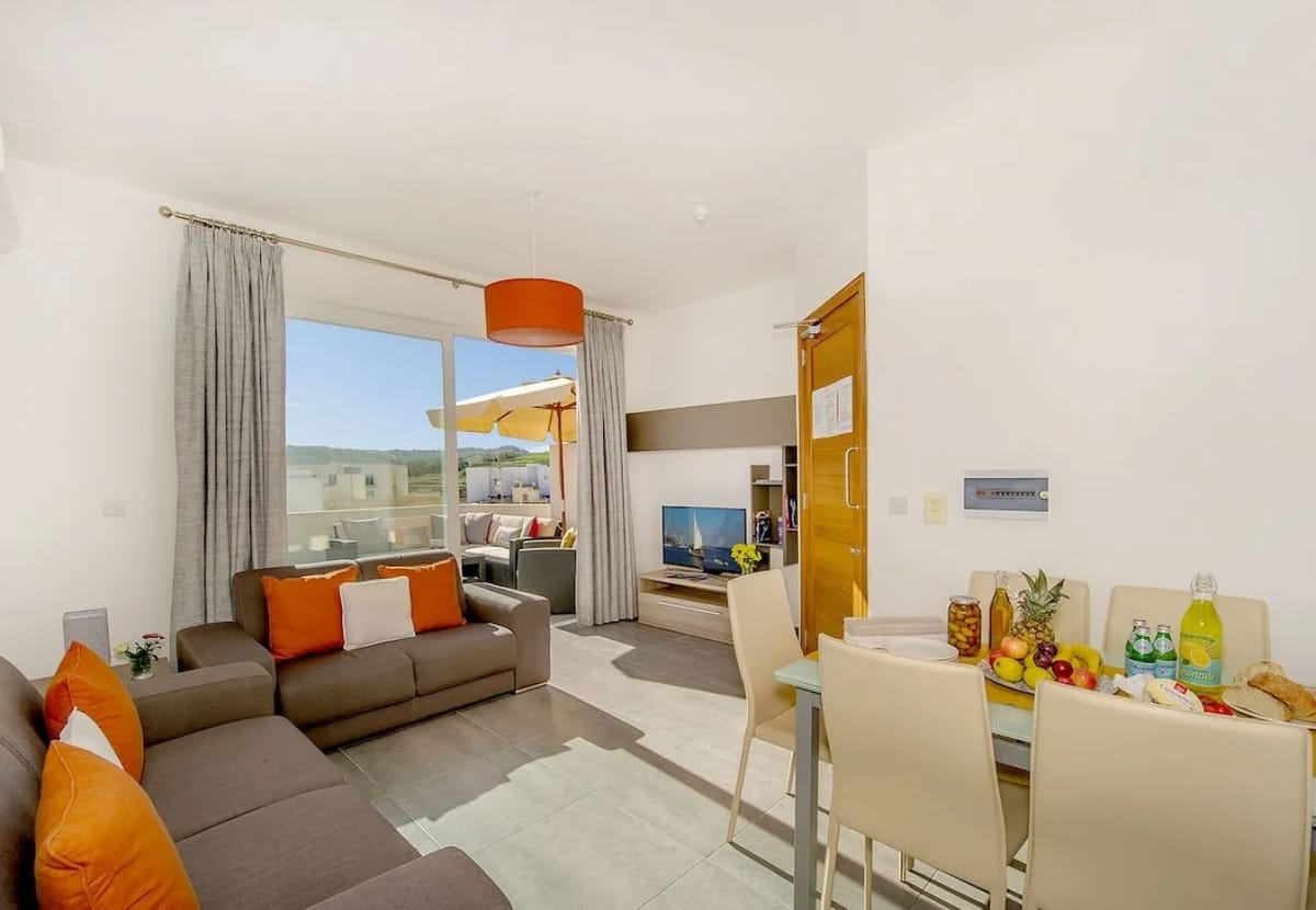 Apartment in Marsalforn - The Hillock Penthouse North C11