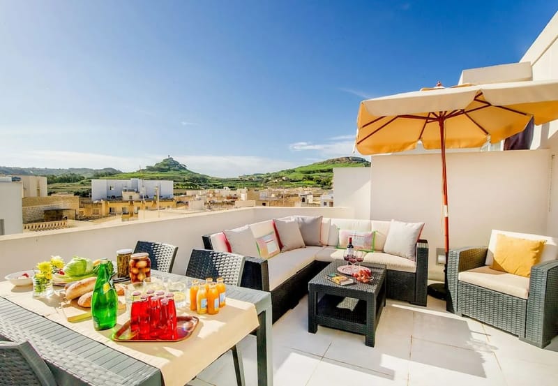 Apartamento en Marsalforn - The Hillock Penthouse North C11