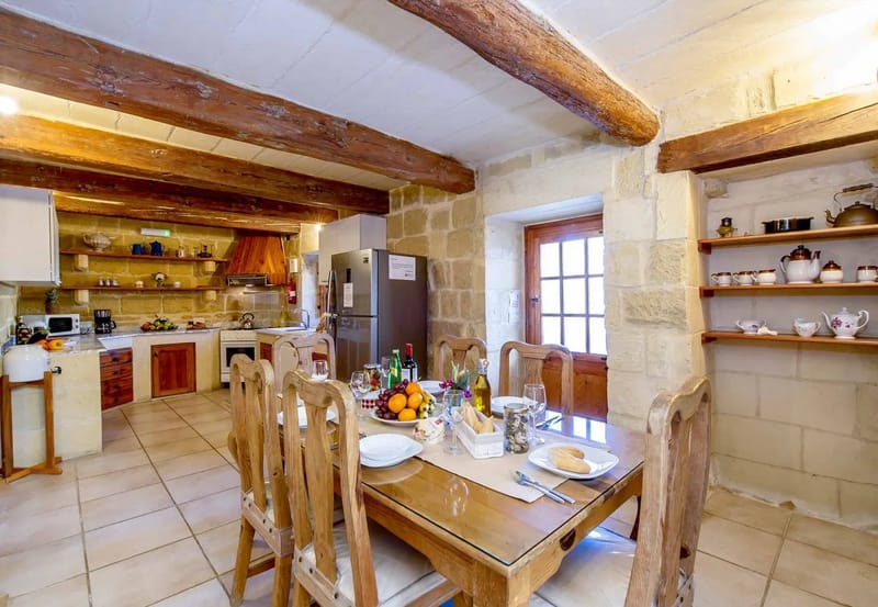 dormitorio de casa de campo en Gozo