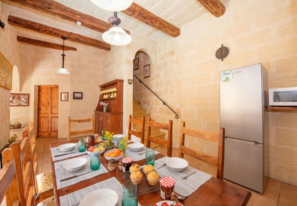 Casa rural en Iż-Żebbuġ - Ta Indri Holiday Home