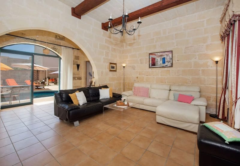 Casa rural en Iż-Żebbuġ - Ta Indri Holiday Home