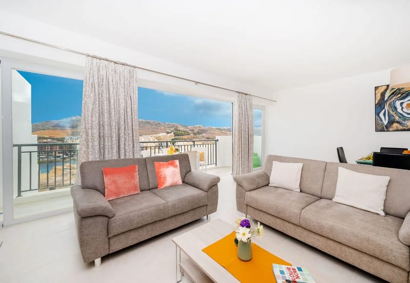 Apartamento en Marsalforn - The Hillock Penthouse South B14