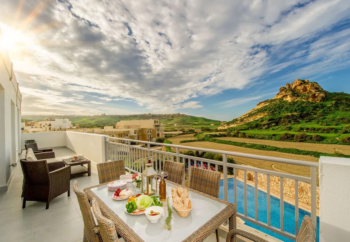 Apartamento en Marsalforn - The Hillock Penthouse B17