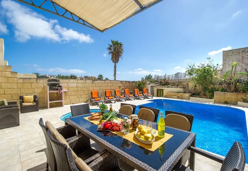 Casa rural en Ta' Kerċem - Kampnar Holiday Home