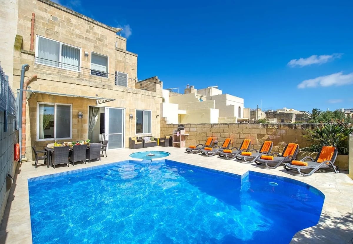 Casa rural en Ta' Kerċem - Kampnar Holiday Home
