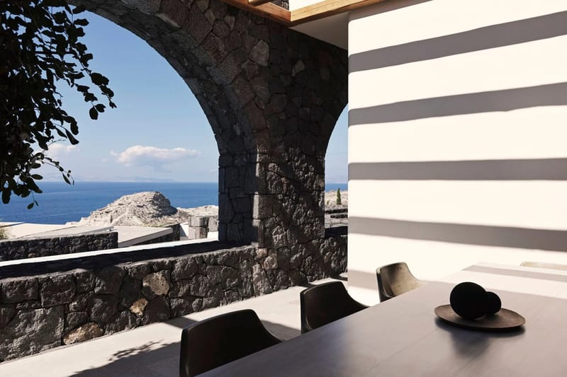 Santorini luxury villa Meridian in Oia - 2