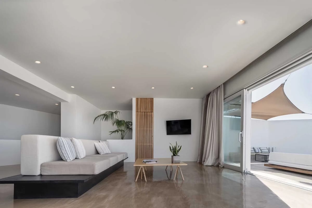 Santorini luxury villa Ireina in Oia - 3