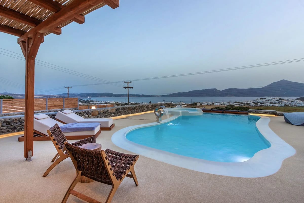 Milos luxury villa Berylis in Adamas - 1