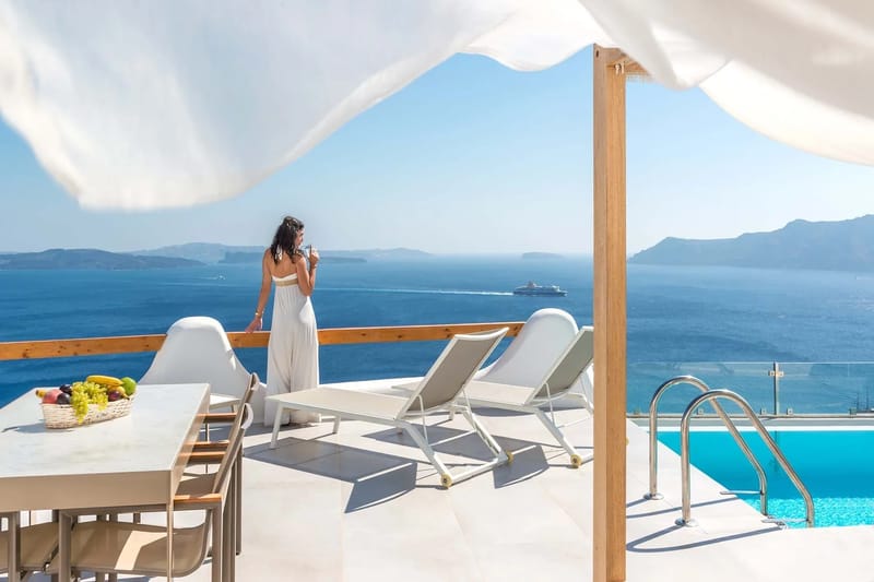 Desiree Villa in Santorini