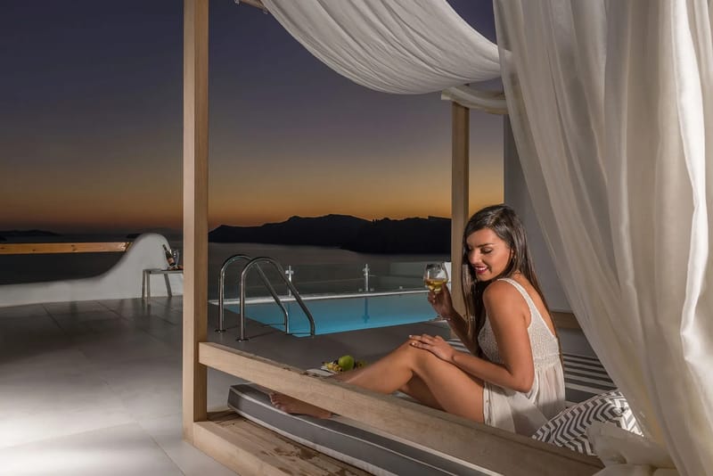 Santorini luxury villa Desiree in Oia - 2