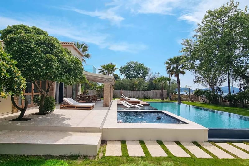 Jordan villa in Corfu