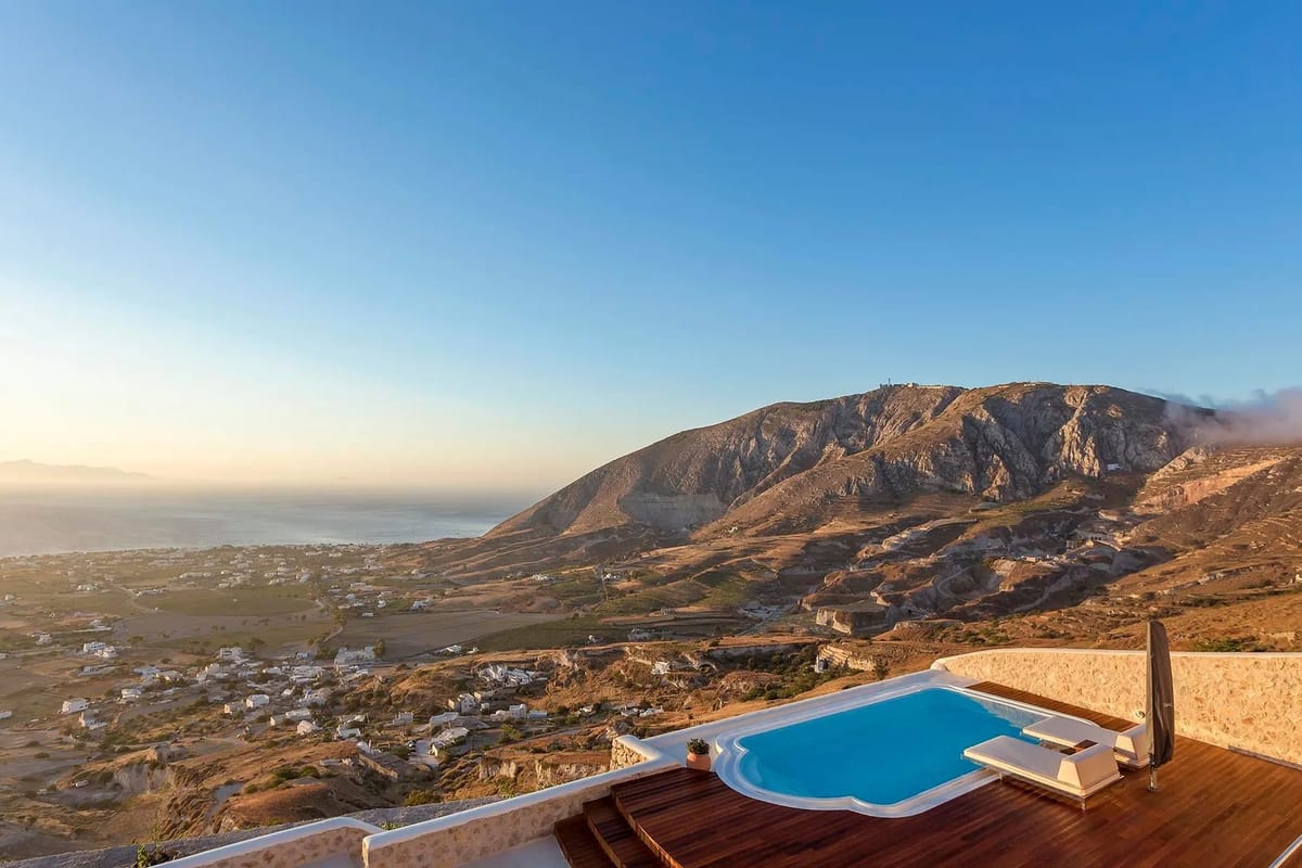 Santorini luxury villa Celadon in Pyrgos Kallistis - 0