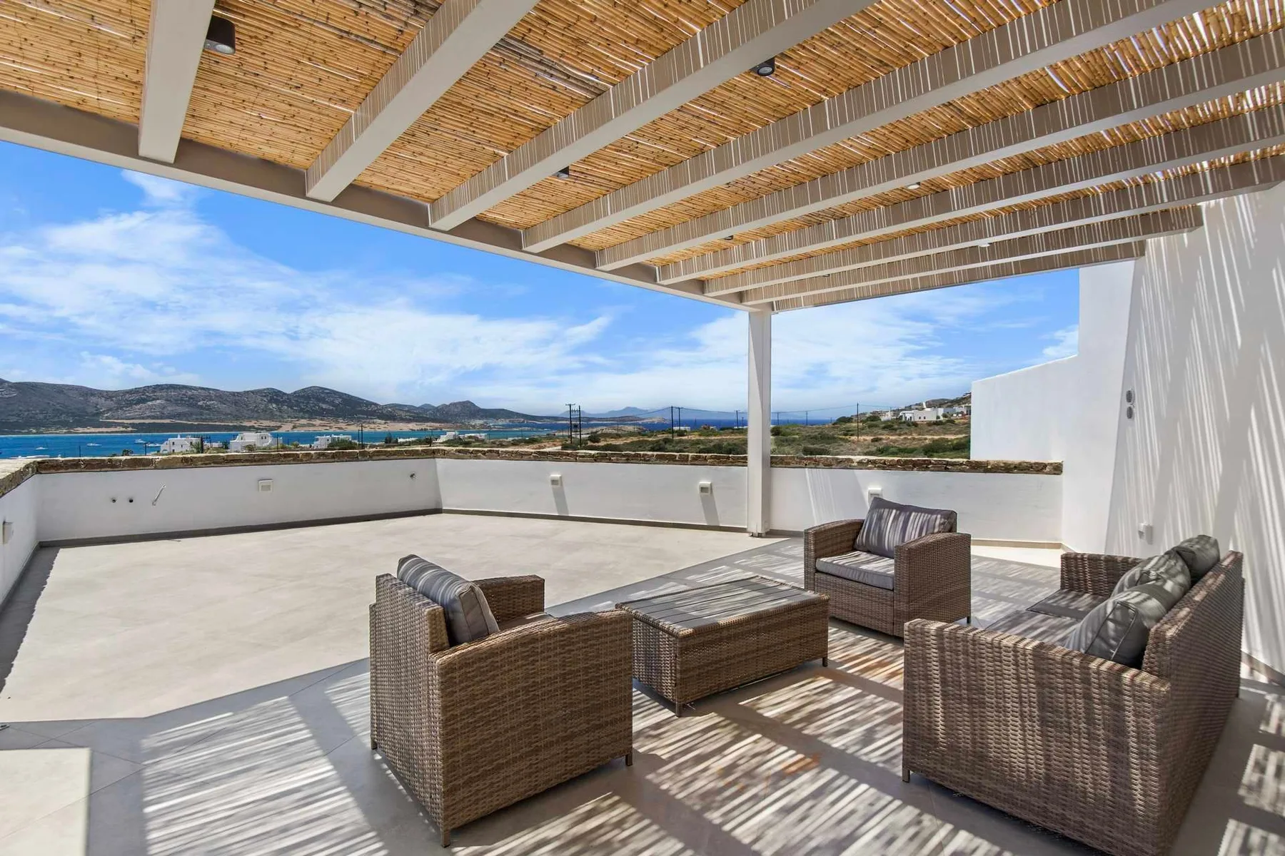 Antiparos luxury villa Porphyra in Agios Georgios - 4