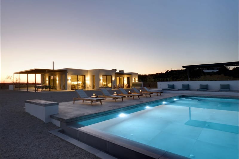 Blackthorn Villa in Methoni