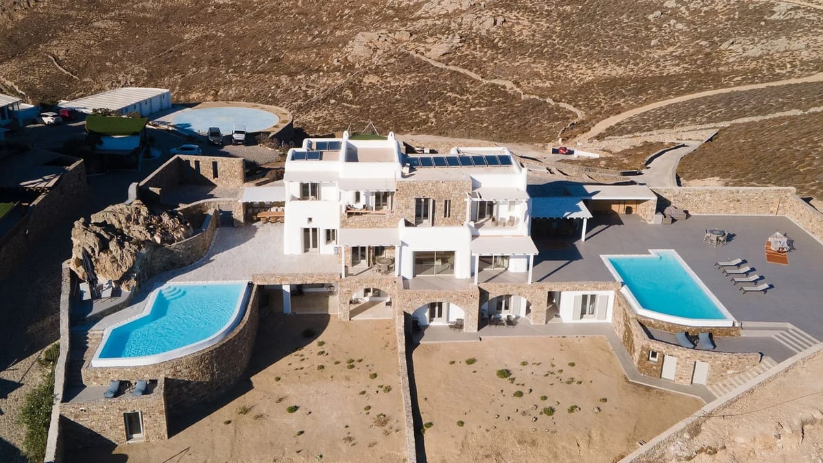 Mykonos luxury villa Taylor in Kastro - 1