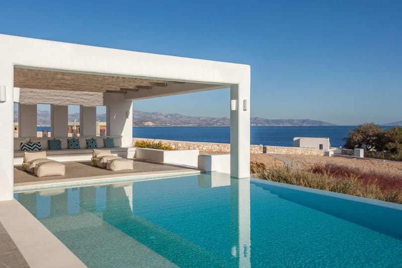 Peacock Villa in Paros