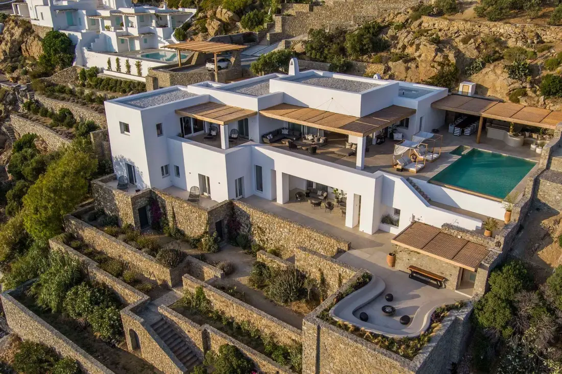 Mykonos luxury villa Ilyria in Tourlos - 3