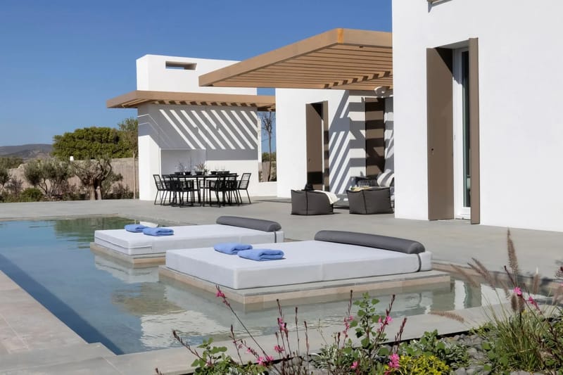 Calypso Retreat Villa in Paros