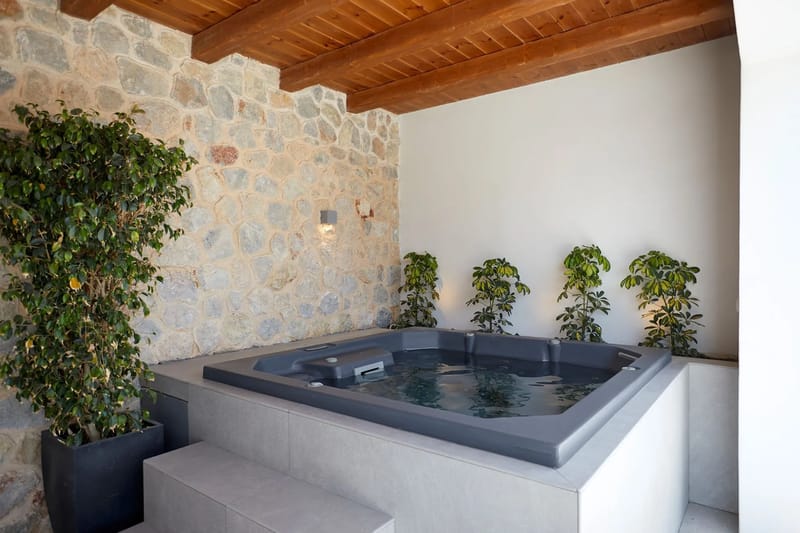 Santorini luxury villa Lagoon in Pyrgos Kalistis - 1