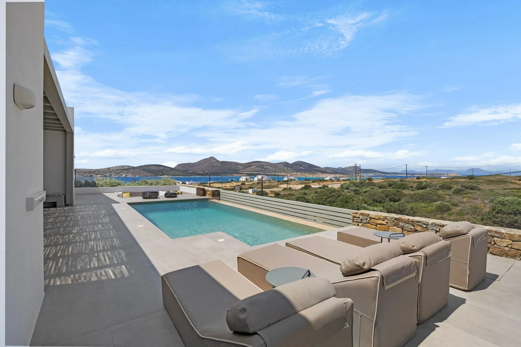 Antiparos luxury villa Abyss in Agios Georgios - 1