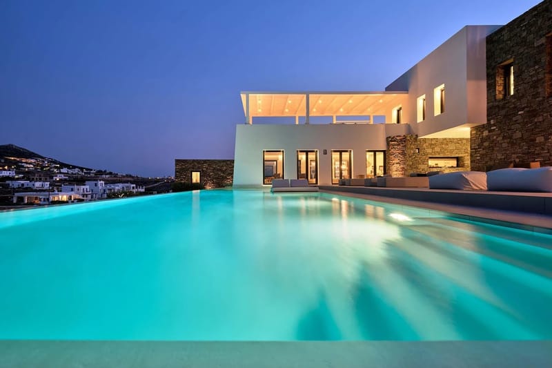 Figaro villa in Paros