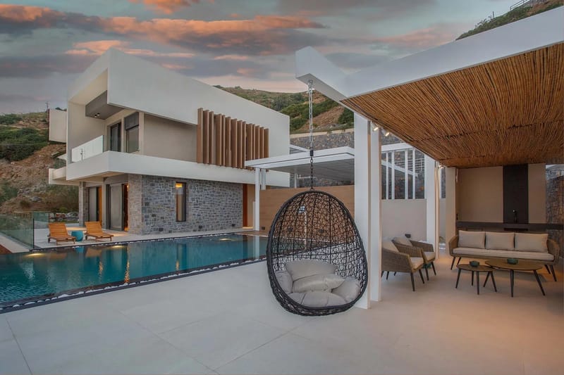 Peach Villa in Crete
