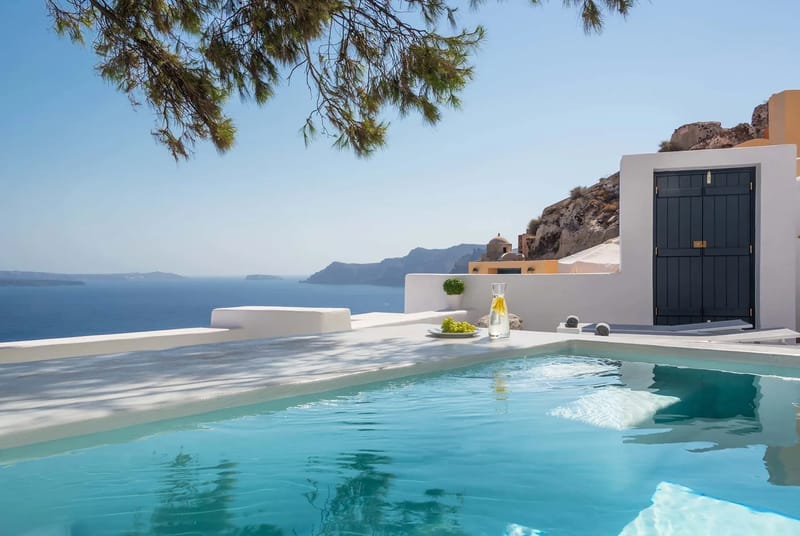 Lucien Villa in Santorini