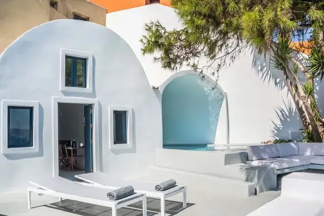 Santorini luxury villa Lucien in Oia - 2