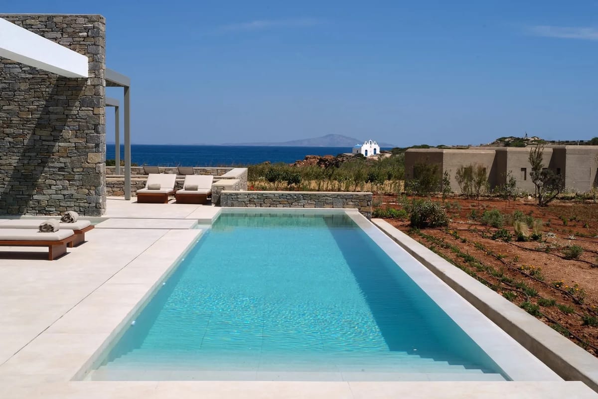 Almendra Villa in Paros