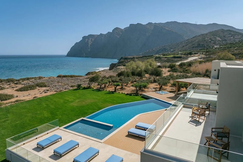 Sunbittern Villa in Crete