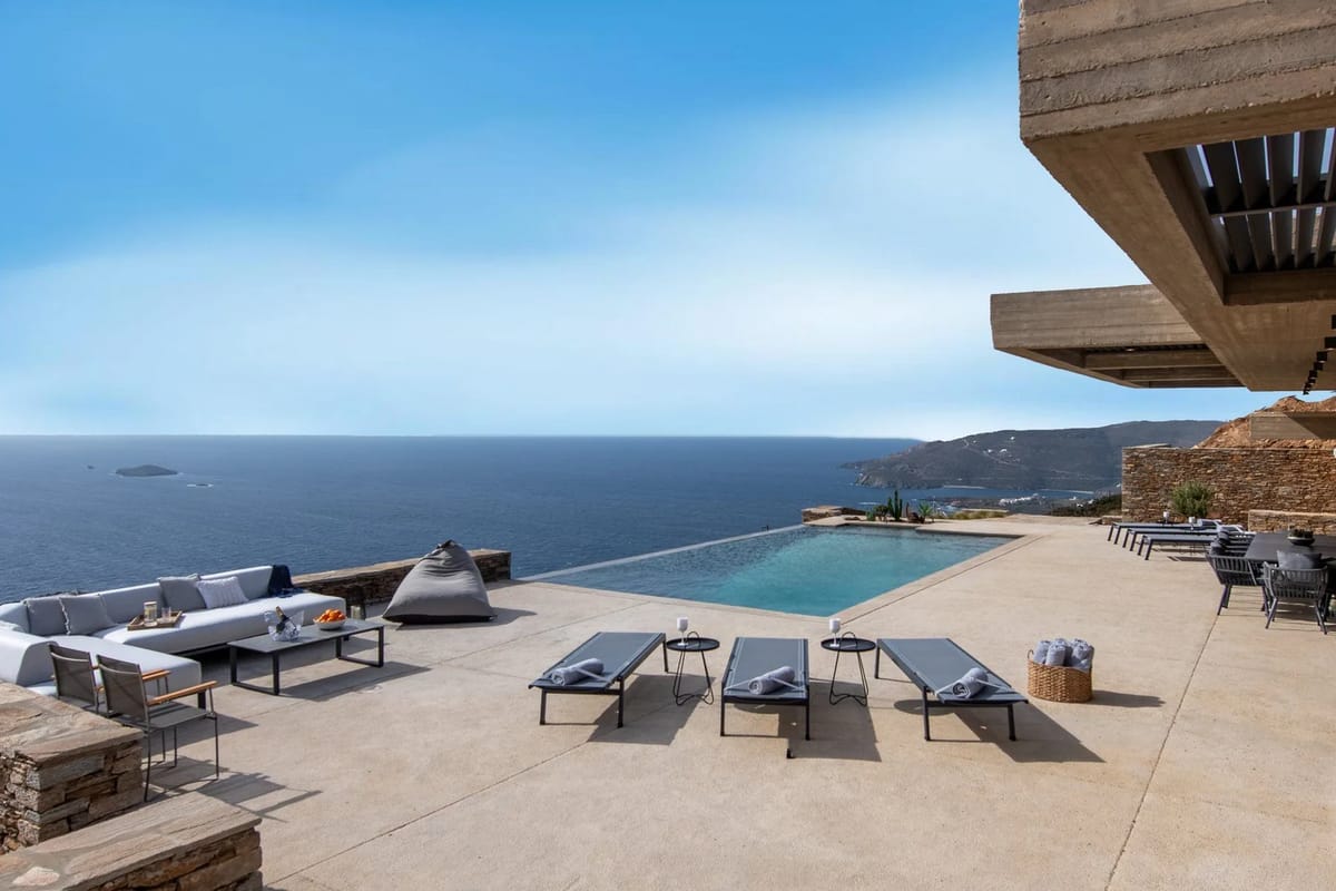Evadne villa in Andros