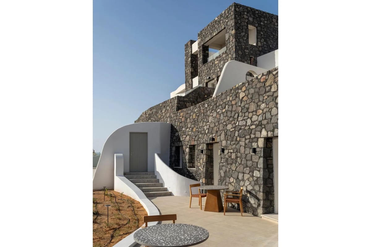 Santorini luxury villa Solitudea in Oia - 1