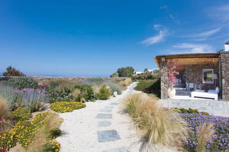 Mykonos luxury villa Olivia in Agios Lazaros - 3