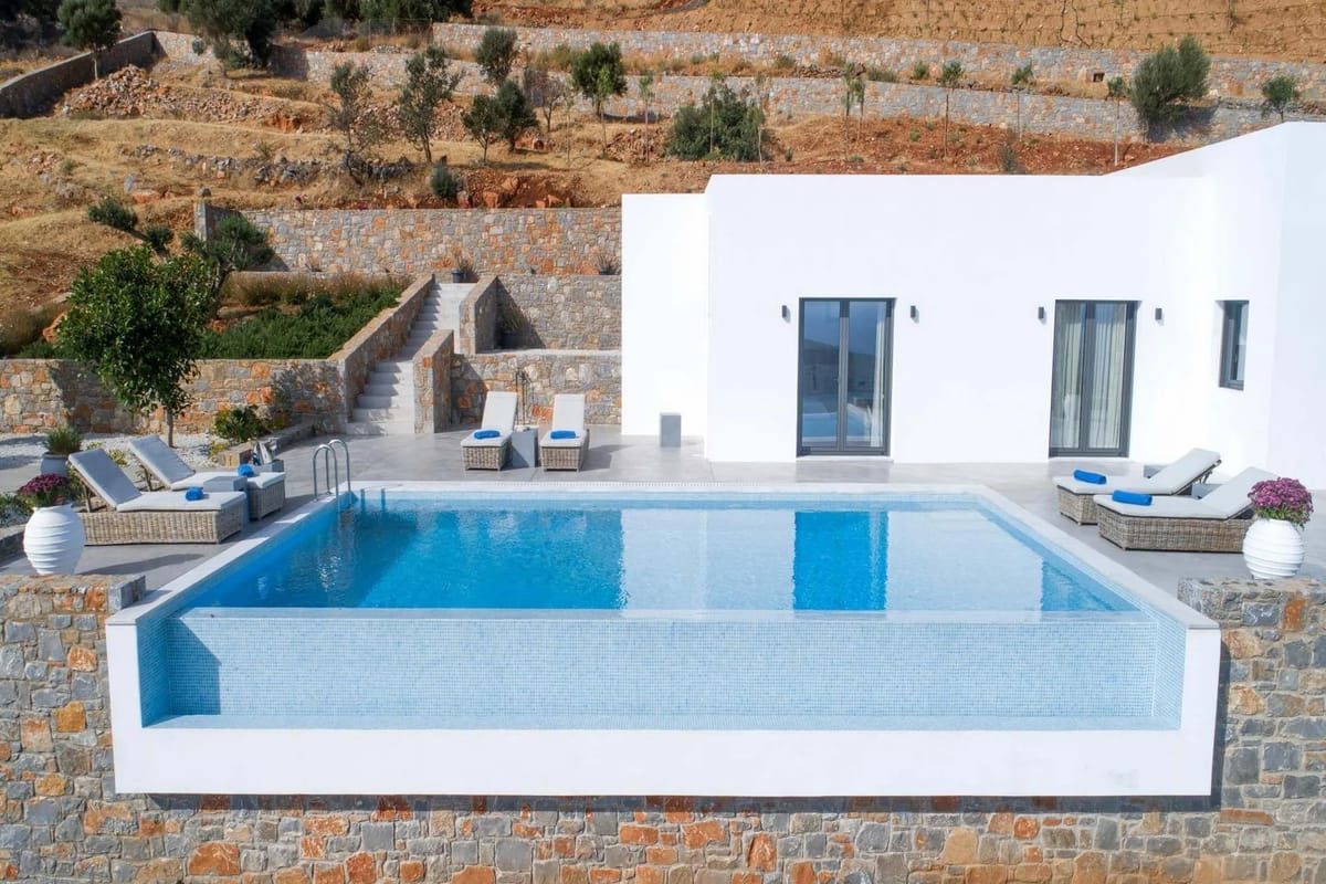 Almond Villa in Crete