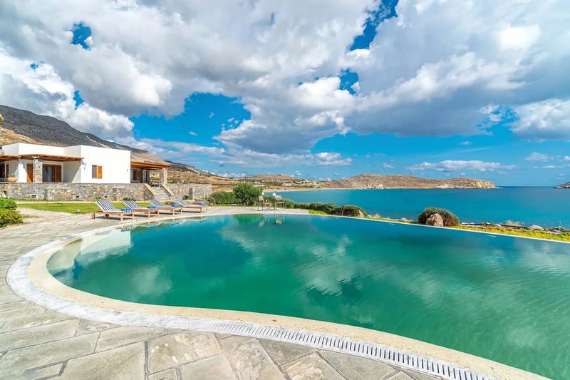 Jessica Villa in Crete