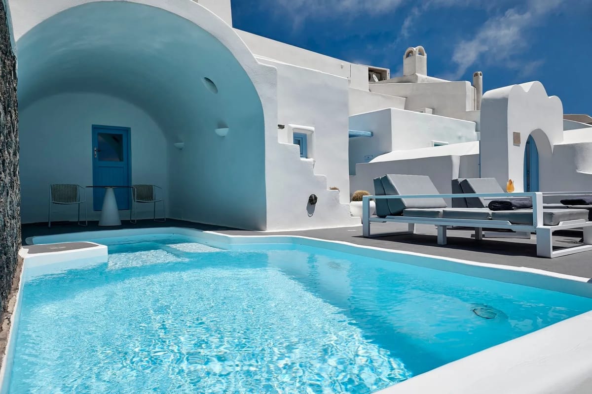 Raelle Villa in Santorini