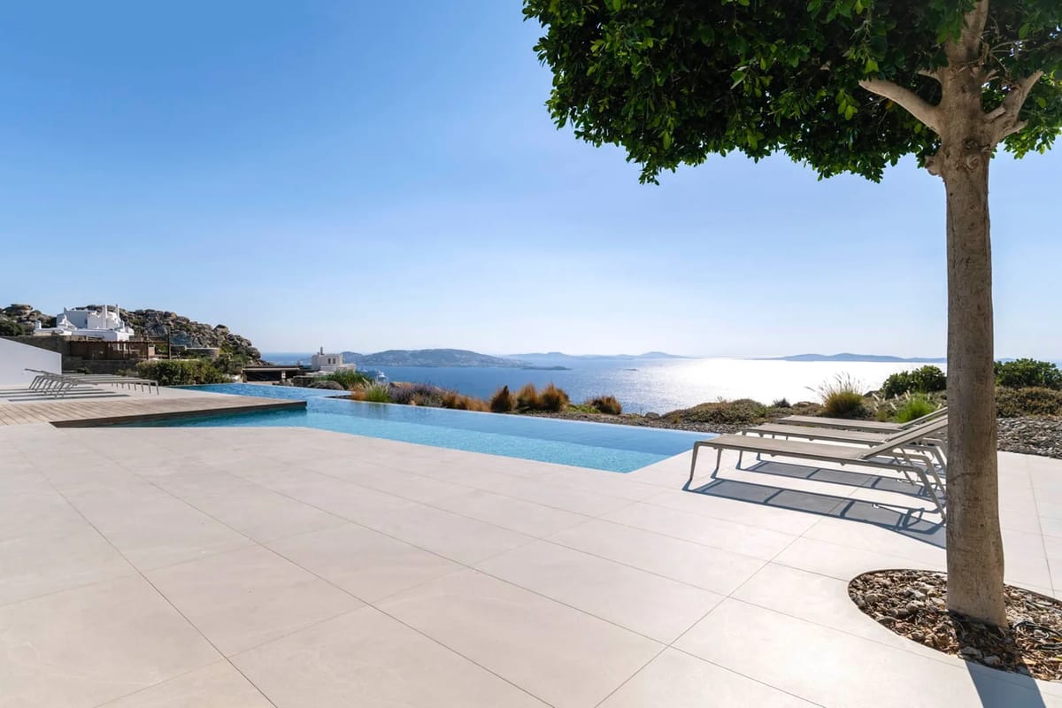 Skyrock villa in Mykonos