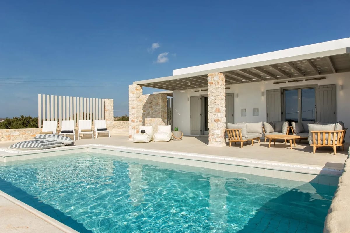 Sugar Cube villa in Paros