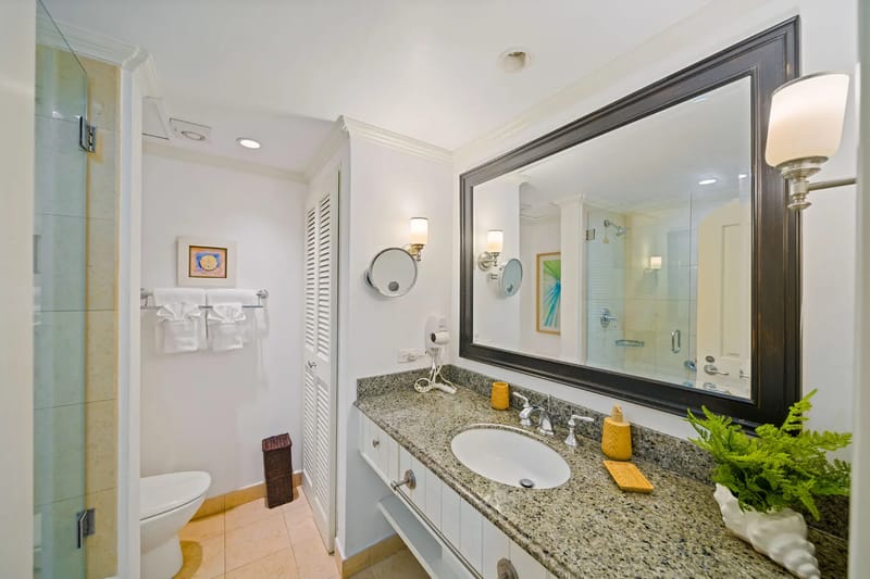 Glitter Bay Estate 112