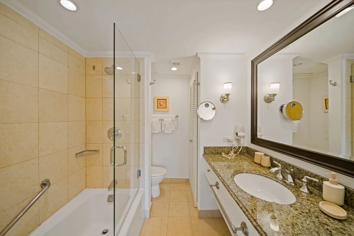 Glitter Bay Estate 112