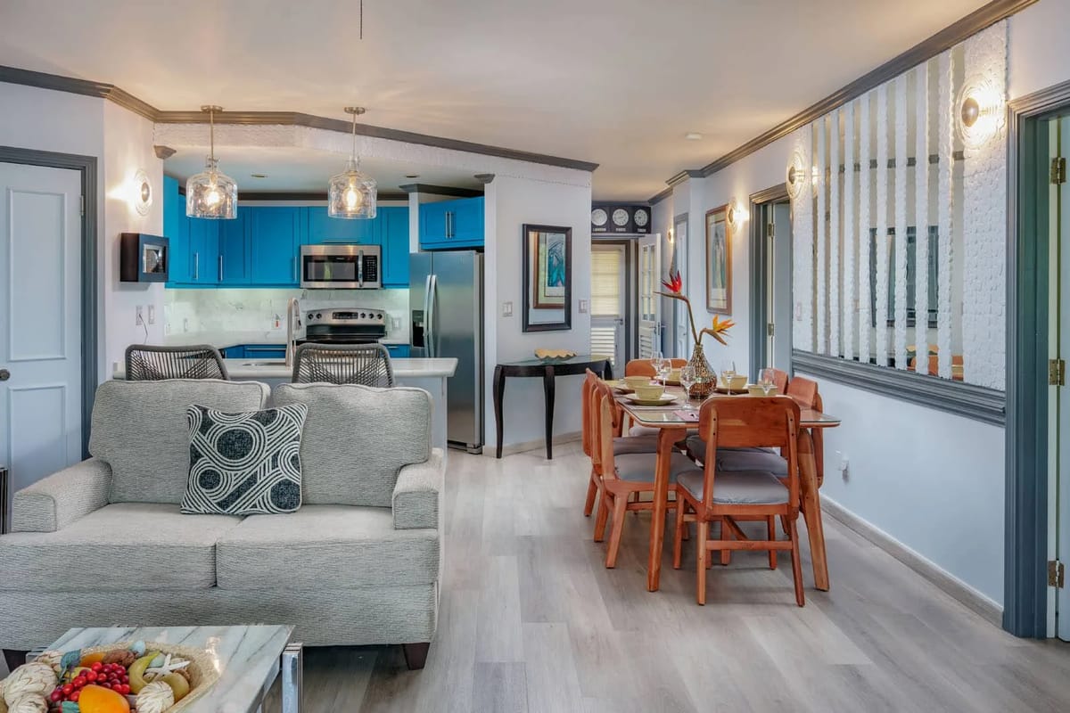 Sapphire Beach 203