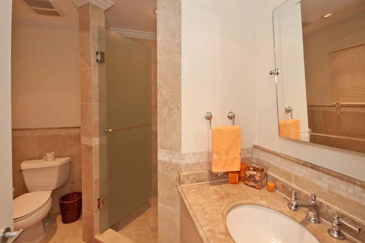 Sapphire Beach 118