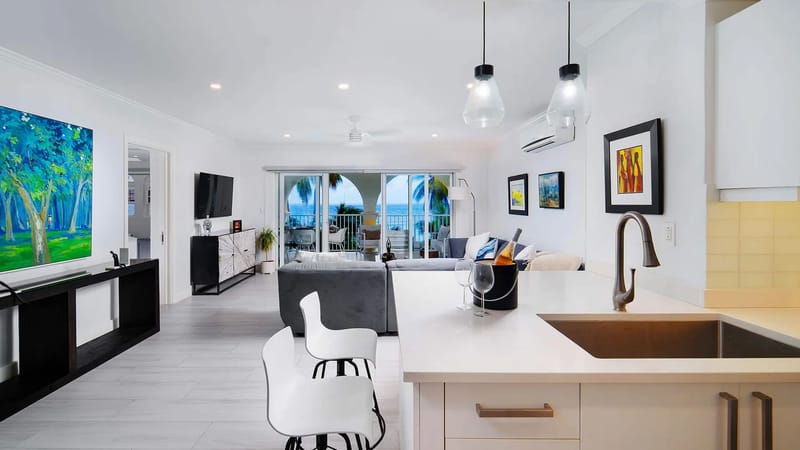 Sapphire Beach 213