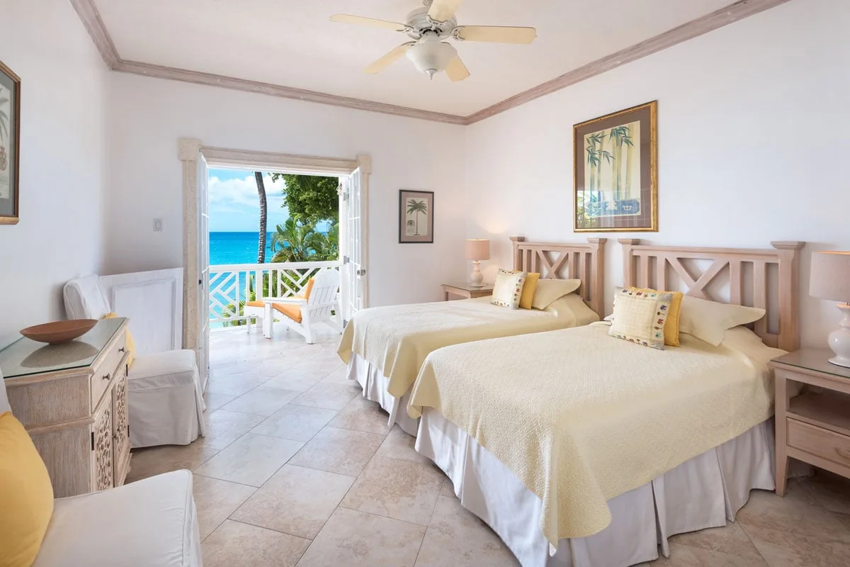 Mahogany Bay – Seashells
